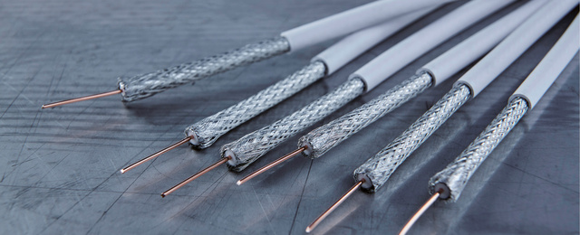 Kabel- und Steckverbinder bei Elektrotechnik Thomas Reu in Nürnberg