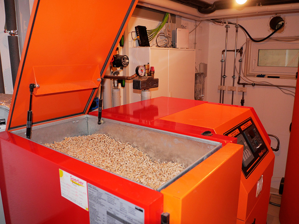 Palletheizung2 bei Elektrotechnik Thomas Reu in Nürnberg