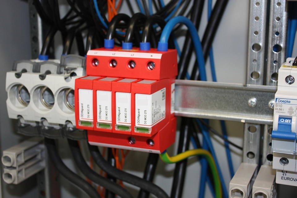 U berspannungsschutz bei Elektrotechnik Thomas Reu in Nürnberg